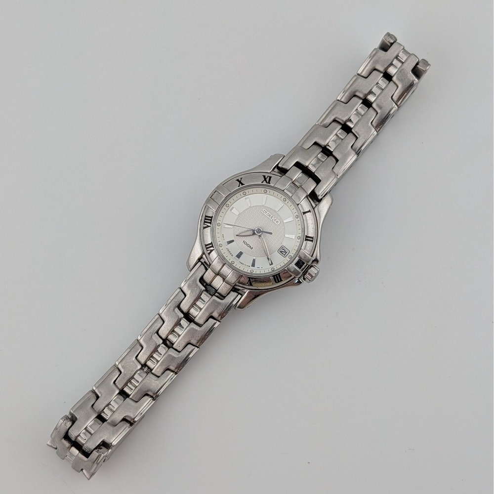 Title: Seiko 7N82-0DP0 100M Silver Textured Dial Date Watch Stainless Lume - Picture 9 of 10